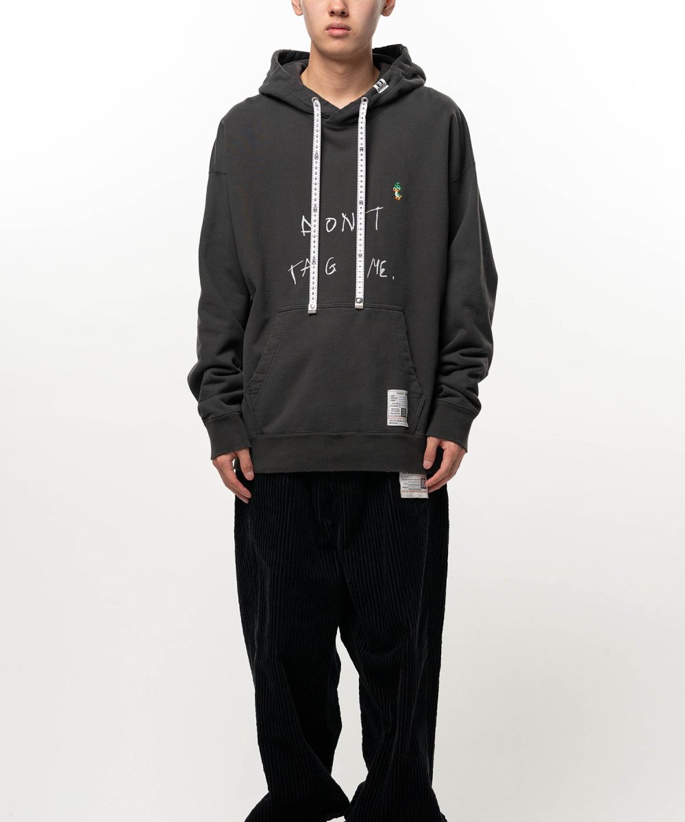 画像1: Don't Tag Me. Printed Hoodie (1)