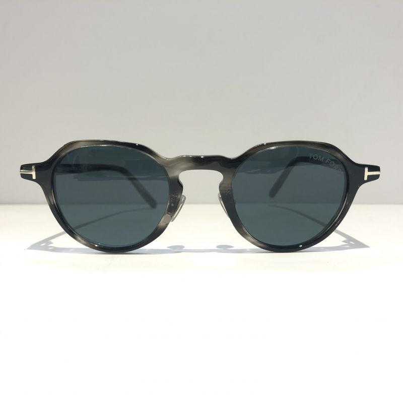 TOM FORD トムフォード EYEWEAR　サングラス TF877-D 55N