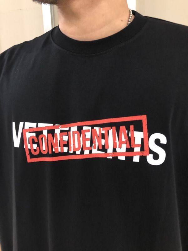 未使用 ヴェトモン VETEMENTS 22AW Confidentail Logo T-Shirts T