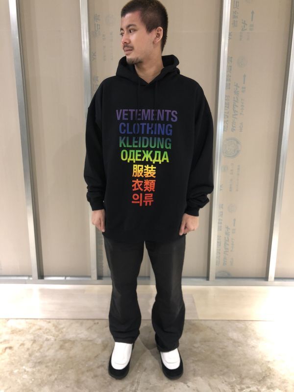 VETEMENTS （ヴェトモン） 正規取扱店公式通販 即日発送！１〜３日以内