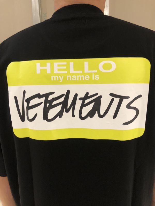 VETEMENTS （ヴェトモン） 正規取扱店公式通販 即日発送！１〜３日以内 