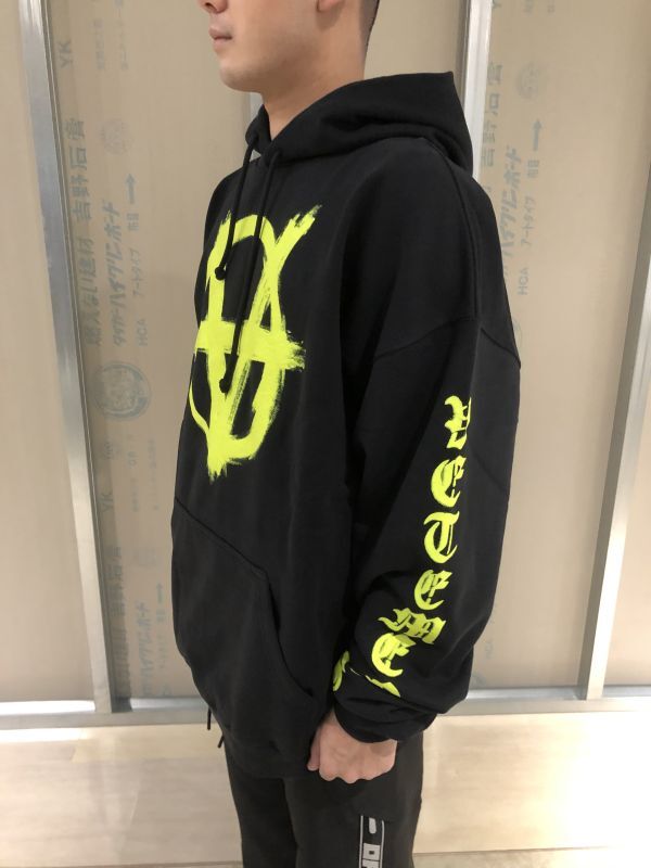 【VETEMENTS】20SS Anarchy Hoodie