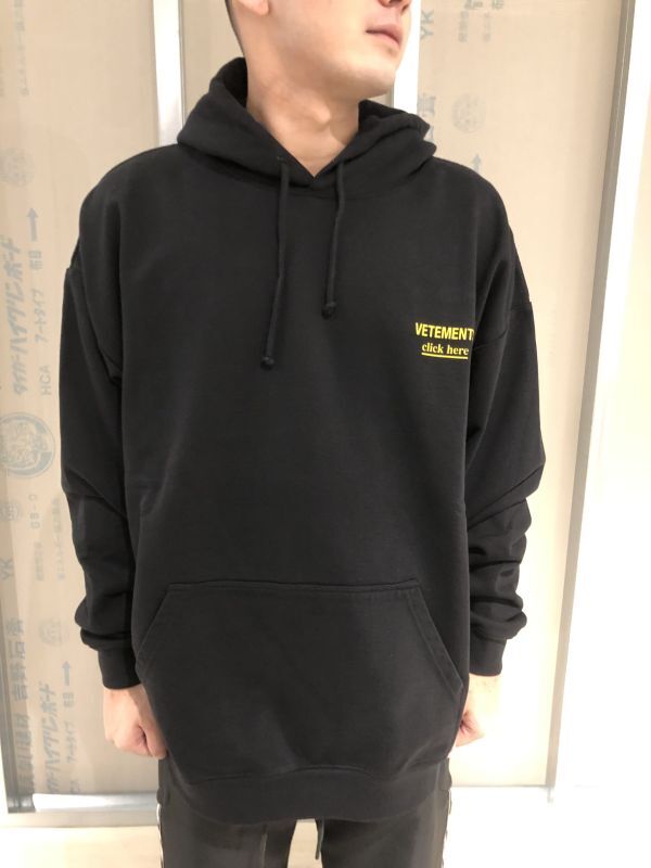 vetements フーディー