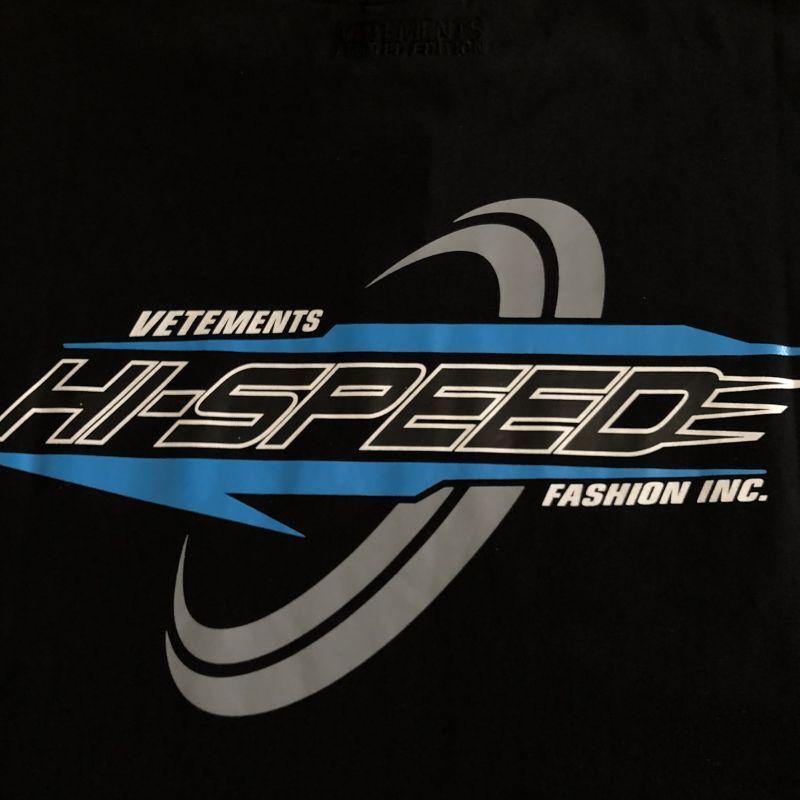 VETEMENTS （ヴェトモン） 正規取扱店公式通販 即日発送！１〜３日以内 