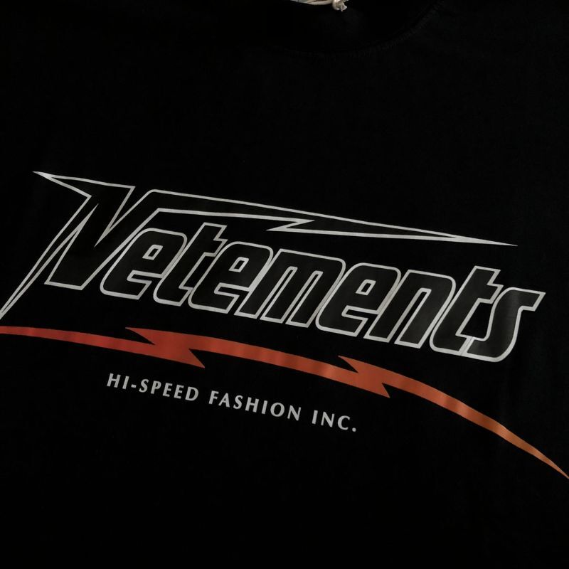 VETEMENTS （ヴェトモン） 正規取扱店公式通販 即日発送！１〜３日以内 