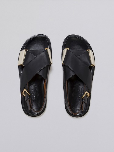 MARNI マルニ ブラック&ホワイト レザー製フスベット 正規取扱店 沖縄