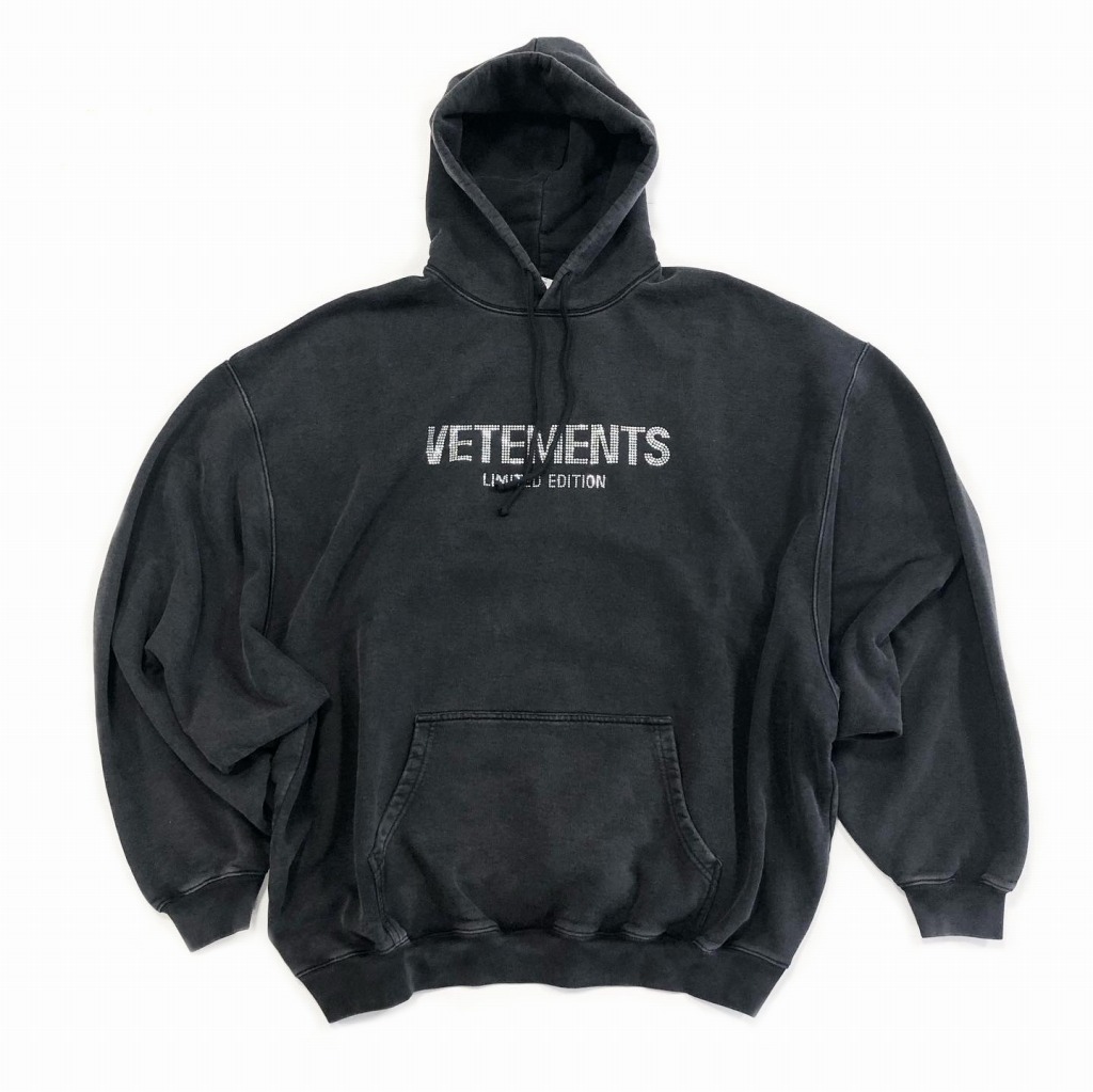 VETEMENTS ヴェトモン パーカー 正規取扱店公式通販 即日発送!1〜3
