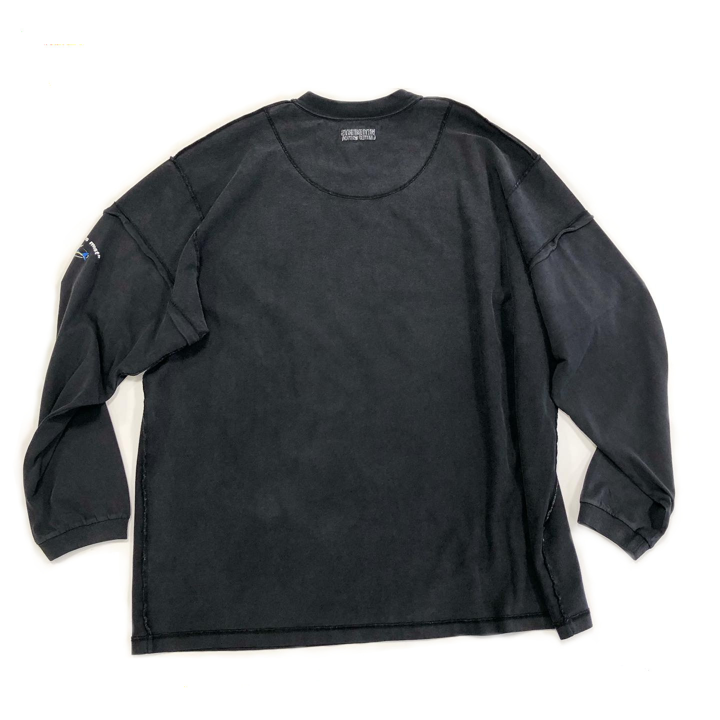 VETEMENTS ヴェトモン 長袖Tシャツ