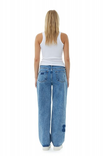 GANNI ガニ― MID BLUE STONE PATCH IZEY JEANS 正規取扱い店舗公式通販 