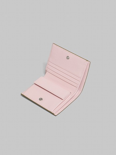 MARNI マルニ グリーン レザー製 二つ折りウォレット レイズド 