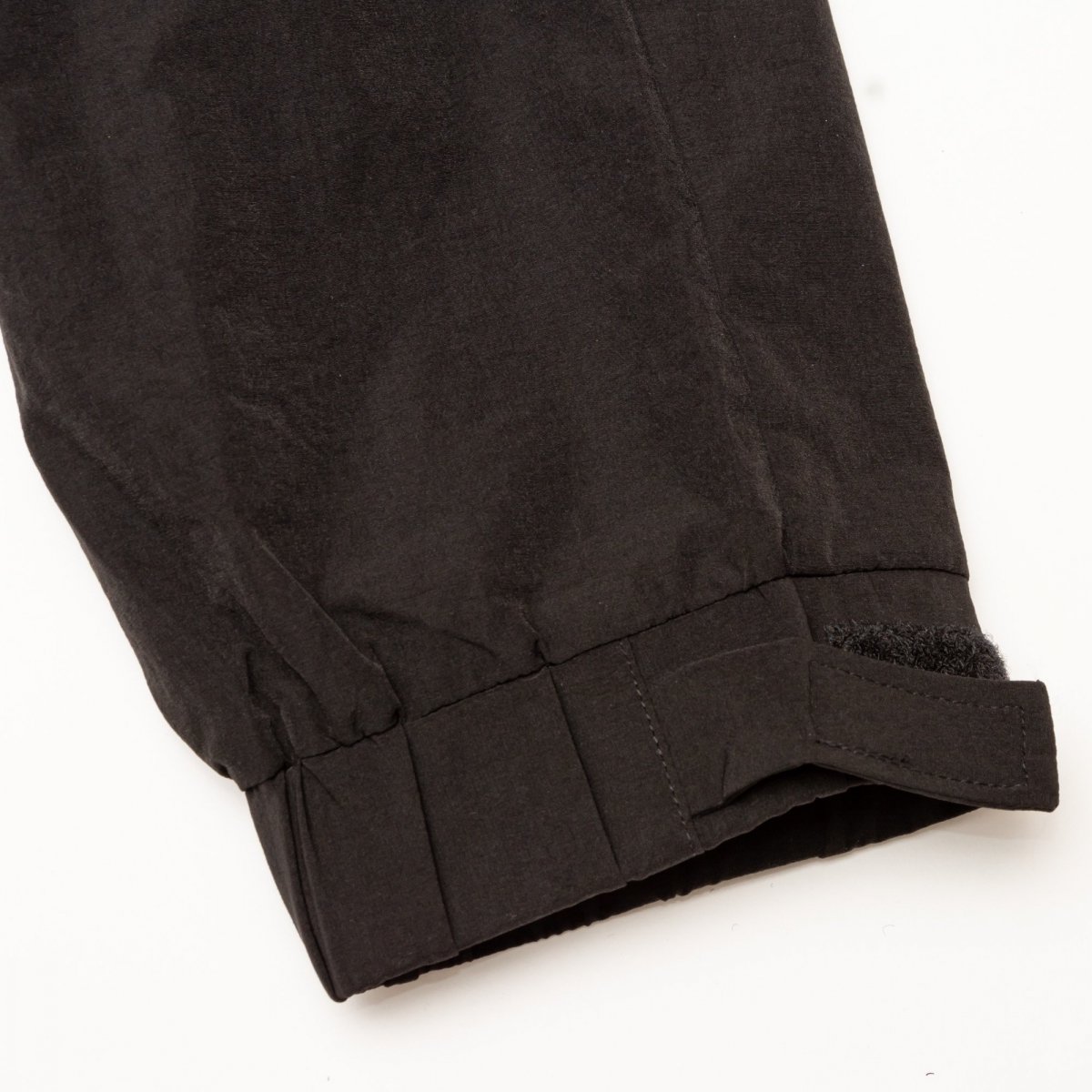 THE SWINGGGR THIN NYLON PT, BLACK